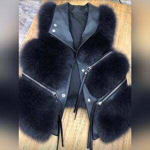 Elegant Black Faux Fur Women's Teddy Jacket